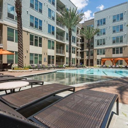 Luxury 1Br Condo Wbalcony - Galleriariver Oak Houston Exterior photo